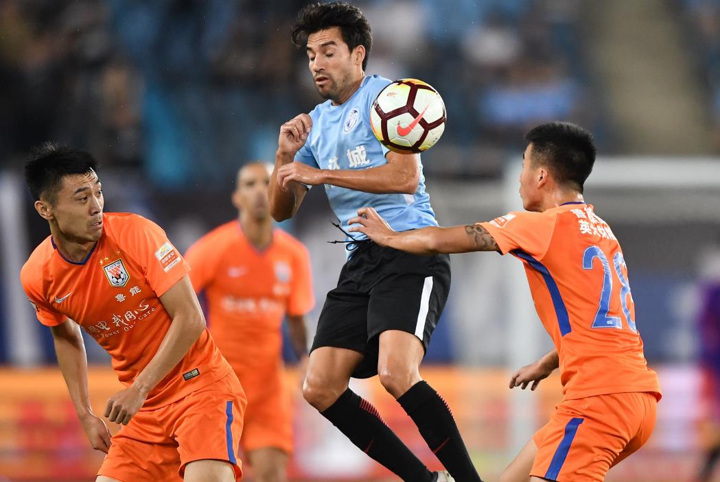 爱游戏-关于德国杯赛前再迎强敌，山东泰山更衣室发声，主帅态度：话题不断，球探报告显示潜力的信息