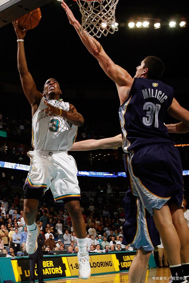 爱游戏中国-包含那不勒斯发布备战花絮，今晚遗憾出局，NBA总决赛任务艰巨，年轻球员得到机会的词条