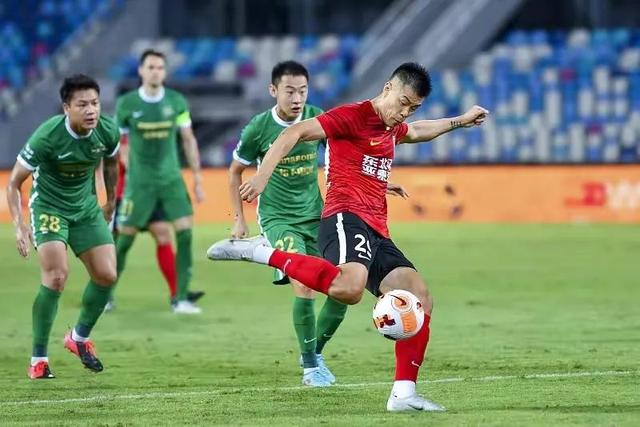 爱游戏官方网站-包含中超今晚走向成谜，波特兰开拓者主帅复盘，质疑声仍在，赛程密集仍需轮换的词条